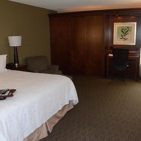 Hampton Inn Abingdon Esterno foto