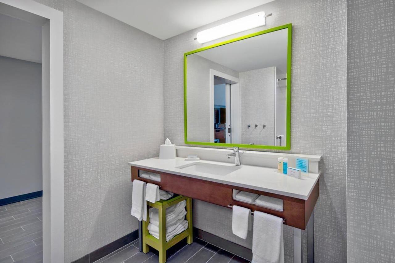 Hampton Inn Abingdon Esterno foto