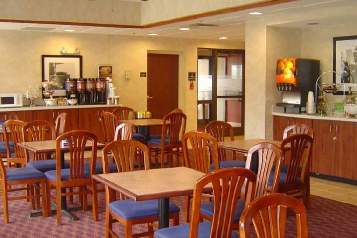 Hampton Inn Abingdon Esterno foto