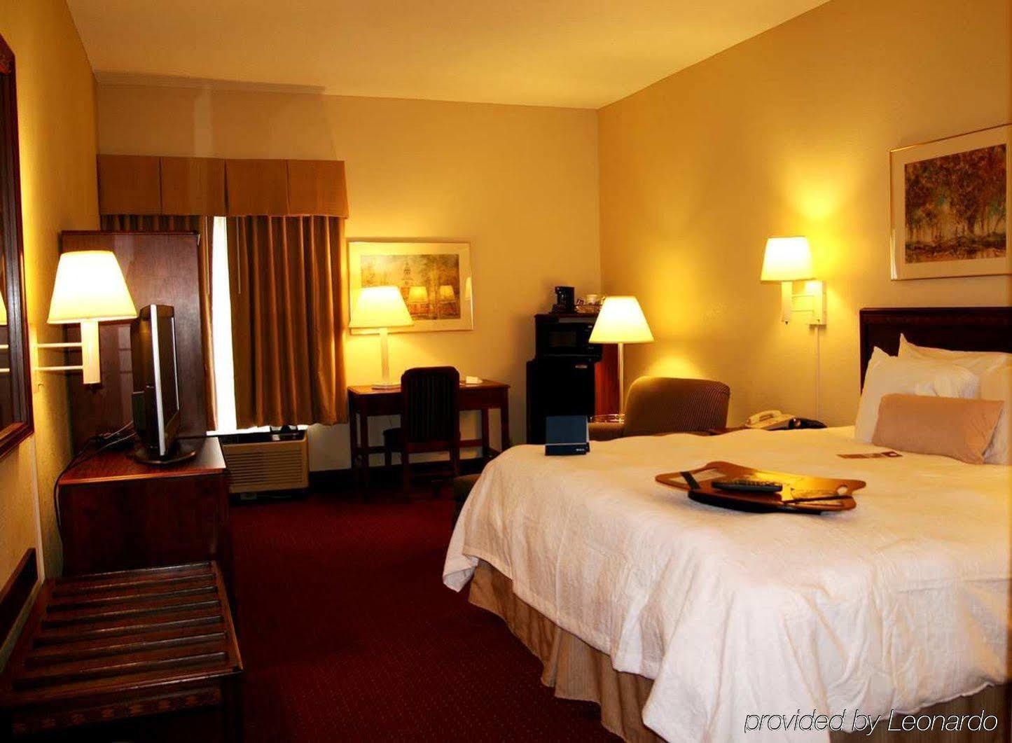 Hampton Inn Abingdon Esterno foto